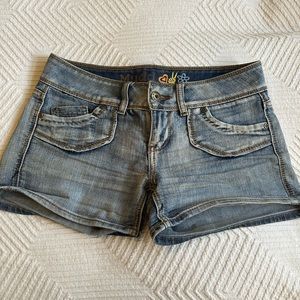 JUNIOR MUDD JEAN SHORTS